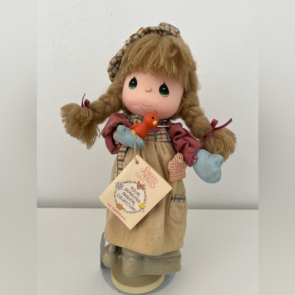 Precious moment seasonal doll (vintage )